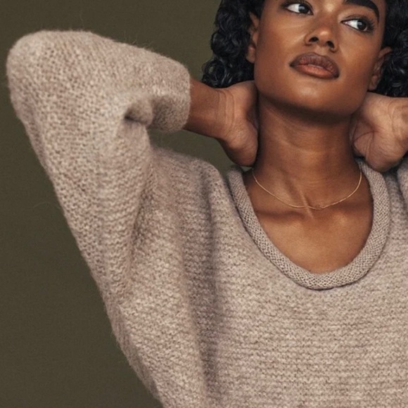 Aliya Wanek Leal Sweater - Picture 3 of 6